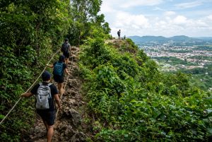 Ultimate Guide: Travel Light Backpacking Tips 2 Ultimate Guide: Travel Light Backpacking Tips